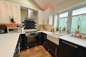 Kitchen- click for photo gallery